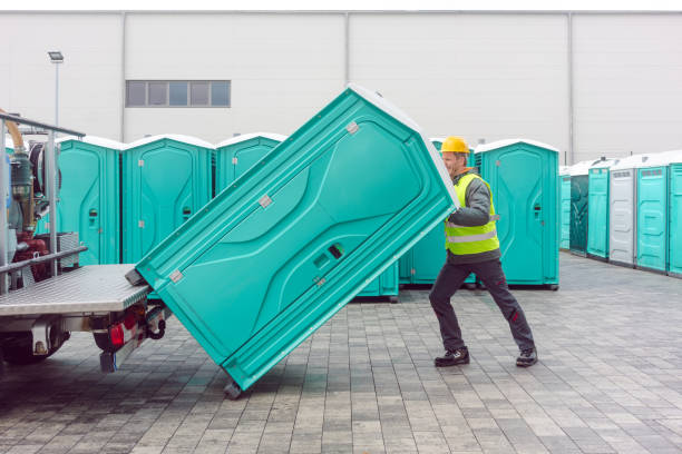 Portable Toilet Options We Offer in South Roxana, IL